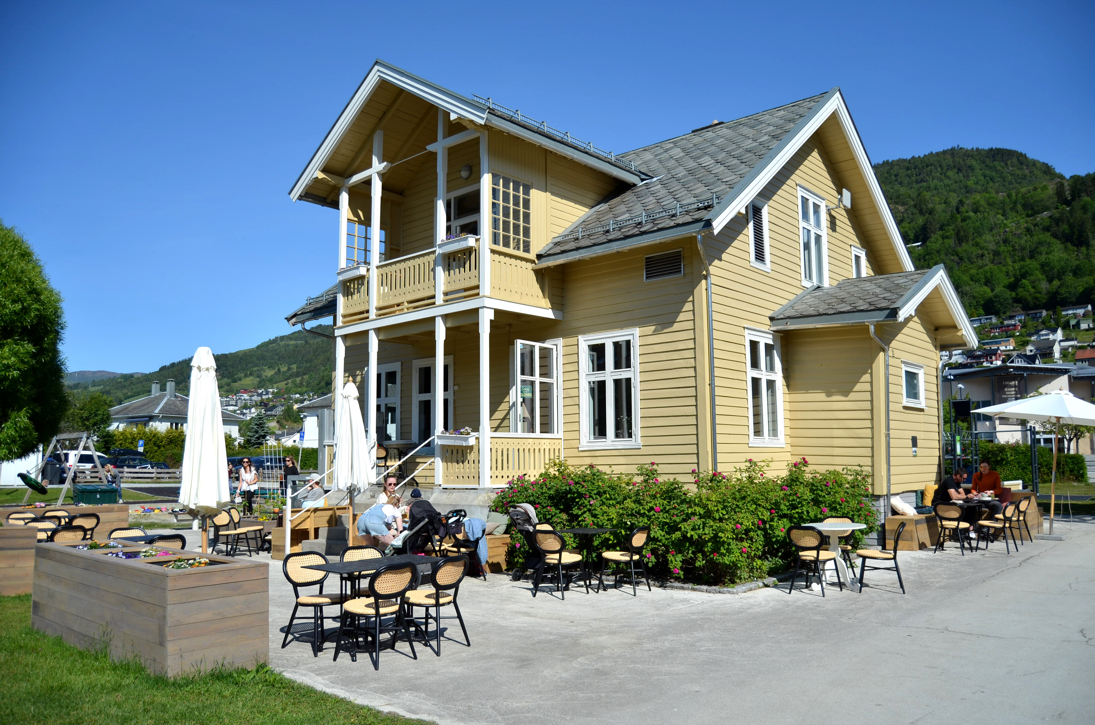 Det Gule Huset